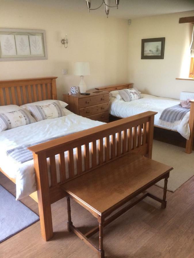 Lower Farm Bed And Breakfastグラストンベリー エクステリア 写真